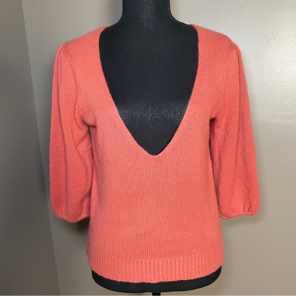 THEORY "Ainsley" 100% Cashmere Balletcore Deep V Sweater Size 2